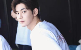 娱乐吃瓜唐晓天是谁啊视频,娱乐吃瓜界的“瓜王”揭秘