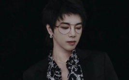 娱乐吃瓜酱华晨宇,从火星人设到家庭生活，娱乐圈的瓜你吃了吗？