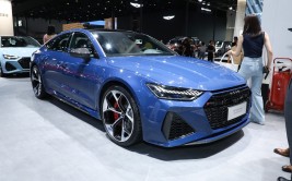 奥迪 RS 7 最新款的落地价格是多少—2024款奥迪rs7图片
